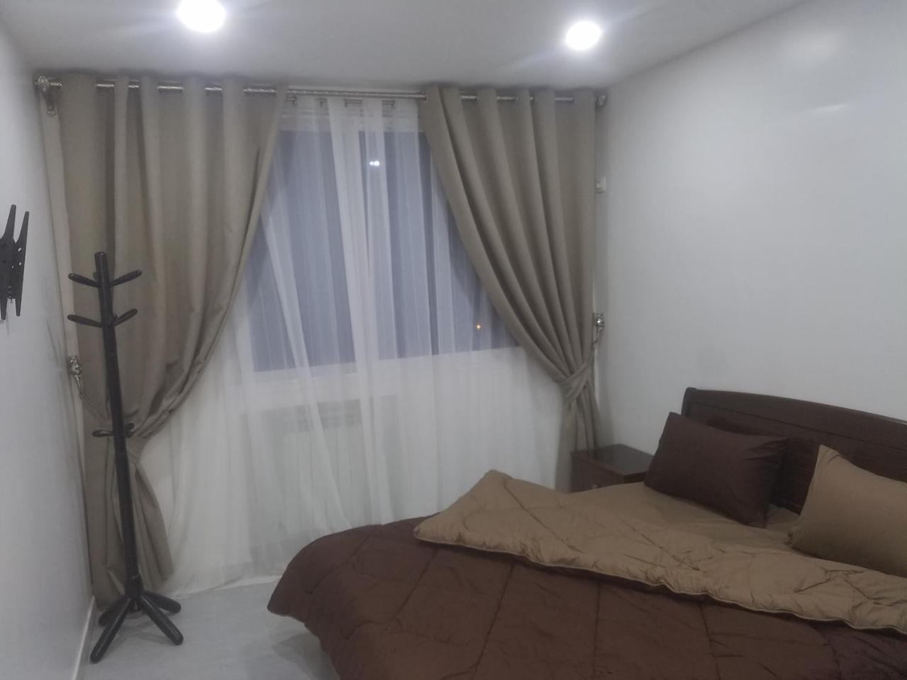 Hostel Les Pins Alger Buitenkant foto