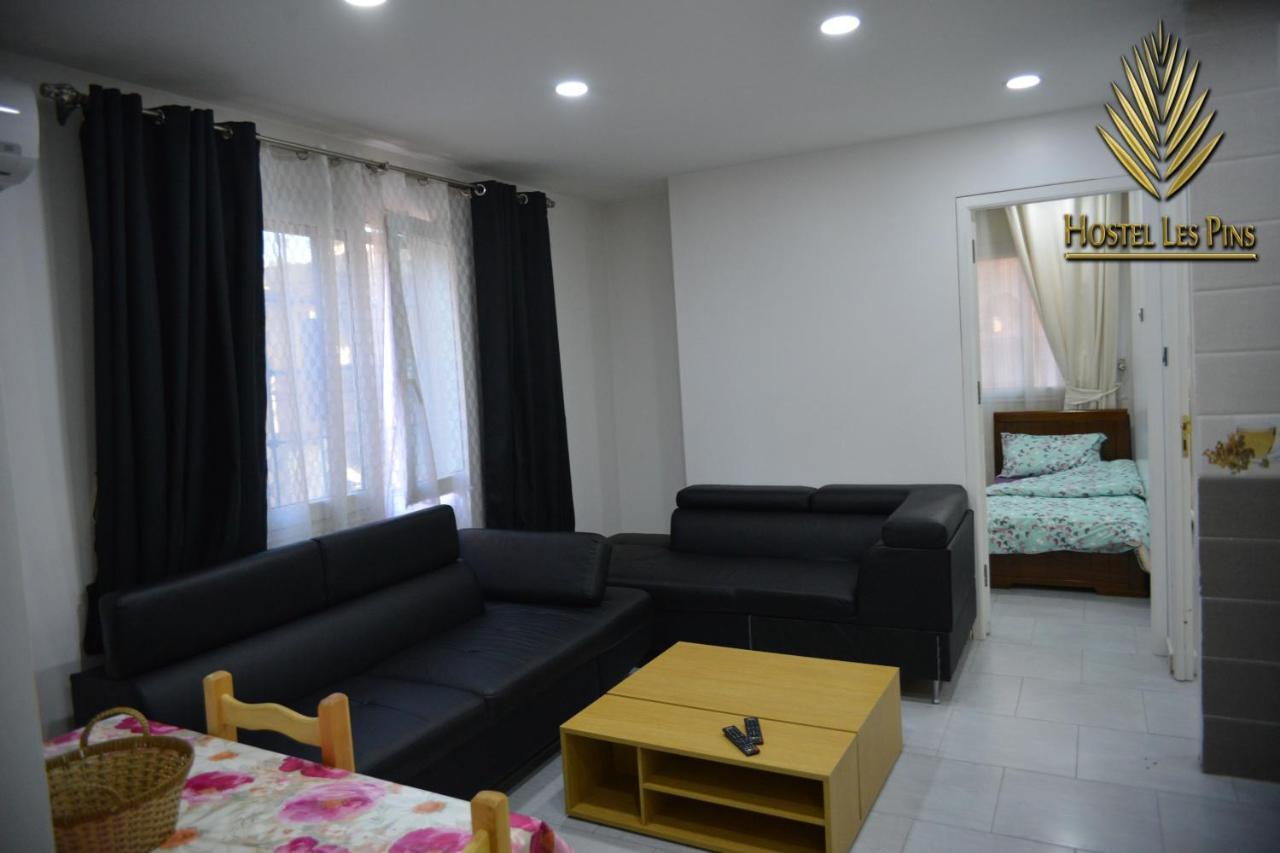 Hostel Les Pins Alger Buitenkant foto